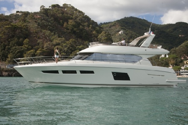 Prestige 620 Yacht on Charter in Maldives