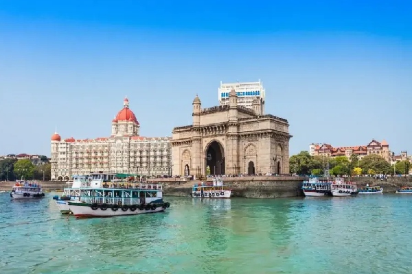 Yacht in Mumbai
